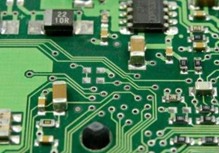 印刷电路板与软件开发 理解电子系统的关键组件